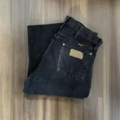 Item thumbnail for item fe8a6122-a34d-444b-946d-57c814650cd4