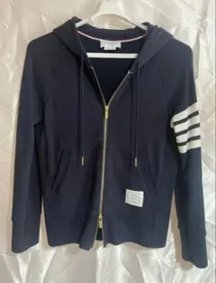べべべ様専用THOM BROWNE 4BAR ジップパーカー