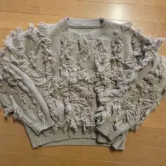 フリンジニット　ベージュ　ブラウン