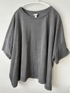H&M Tシャツ