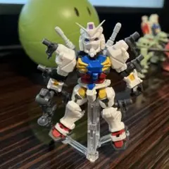 モビルスーツアンサンブル　白いガンダム（2つ）武器セット（1つ）新品未使用未開封