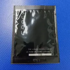 新発売☆新品サンプル SUQQU ザ　リクイド　ファンデションe