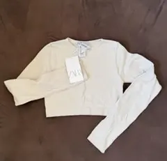 ZARA 短丈長袖カットソー M-L 新品未使用