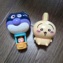 アンパンマン カプセル ガチャガチャちいかわ　うさぎ 2種セット