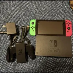 Nintendo Switch 本体 赤と緑のJoy-Con