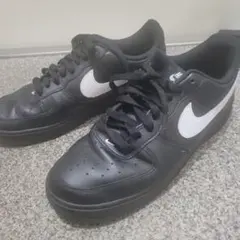 NIKE AIR FORCE 1 ブラックホワイト エアフォースワン