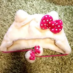 ハローキティ ファーキャップ 耳付き　USJ ふわふわ　かぶりもの