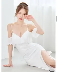 最終値下げJEWELS 白ロングドレス 新品未使用 キャバドレス