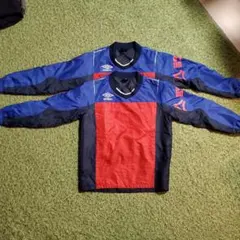 umbro ピステ・ウィンドブレーカー 青・赤キッズ140cm　２枚セット単品可