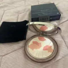 ディオールスキン　ミネラルヌードルミナイザーパウダー012 ブラッシングライト