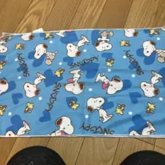 スヌーピー キャラクタータオル 青　冷感タオル　ひんやりタオル