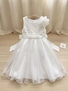 【美品/クリーニング済】ホワイトドレス/ 110cm /肩にフラワーコサージュ付