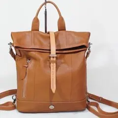 美品《carcru》3way レザーバッグ キャメル シボ革 表参道 ロゴ刻印 