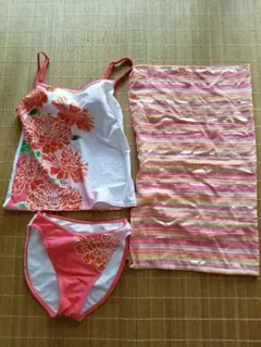セパレート水着 花柄 9M パラオ付き