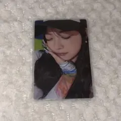 ルセラフィム ウンチェ トレカ DIFFERENT