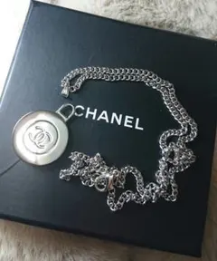 【正規 美品】CHANEL ココマーク刻印メダルチャーム/3㎜ネックレスチェーン 正規 美品】CHANELココマーク刻印 銀色メダルチャーム/ネックレス