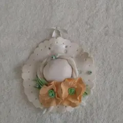 花の装飾 壁掛け装飾 クリーム色