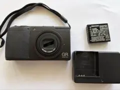 ⭐︎ジャンク品⭐︎RICOH GR DIGITAL II 本体 バッテリー 充電器付