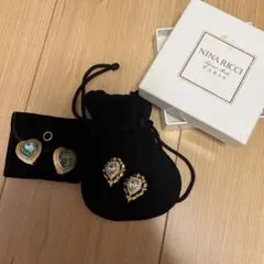 ヴィンテージ　NINA RICCI イヤリング 2点セット 箱・保存袋付きのサムネイル