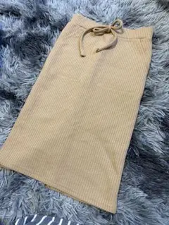 リブ編み　タイトスカート　ベージュ　新品　未使用