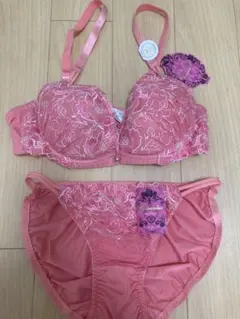 ブラジャー＆ショーツセットのサムネイル