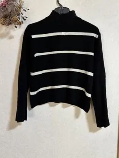 courre'gesクレージュ　薄手　毛100%ストライプ タートルネック 9R