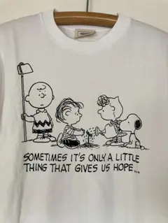 新品　PEANUTS スヌーピー Tシャツのサムネイル
