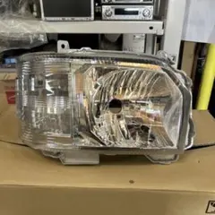 TOYOTA ハイエース5型取り外しLEDヘッドライト 本体 左側助手席側 