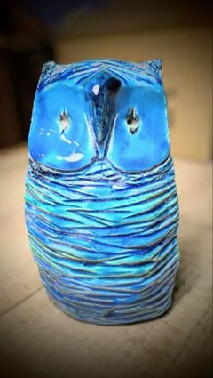 イタリアのブランド ビトッシのリミニブルーシリーズ 猫の陶器置物