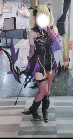 フィッシュル コスプレ 武器付き