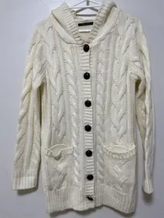 美品INGNI アイボリー ケーブルニットカーディガンフード付きM