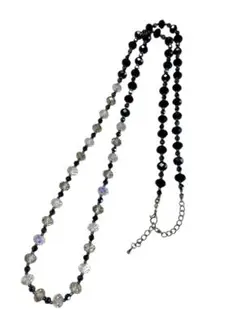 黒とクリアビーズのネックレス