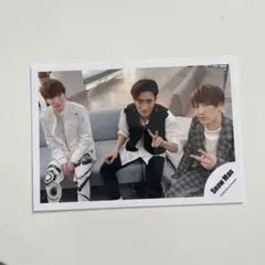 SnowMan 公式写真　27 深澤辰哉　岩本照　渡辺翔太