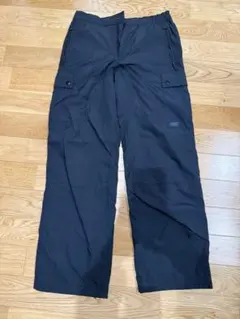 ナイキ　ナイロンパンツ　黒　たぶんMサイズ　ゴルフ