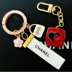 CHANEL　バレンタイン　ノベルティチャーム❣️キーホルダー