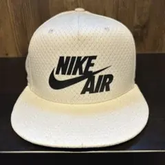 Item thumbnail for item 5e233d64-e4be-48ce-be01-c7ecfa9cd017