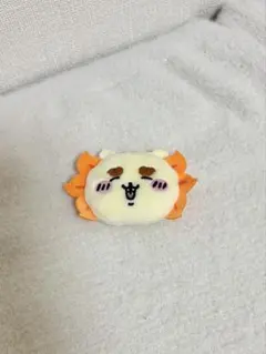 【ちいかわ シーサー】 ぬいぐるみマスコットバッジ
