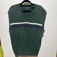 GAP 緑色 Vネックベスト　コットンニット