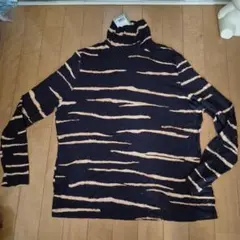 H&M新品タグ付きカットソー