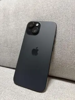 【美品】Apple iPhone 15 本体 ブラック128GB【SIMフリー】