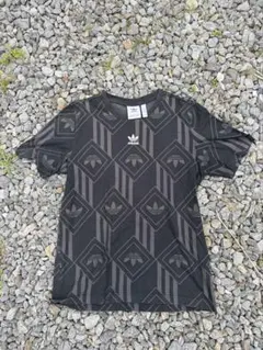希少！！ adidas ブラック Tシャツ M y2k