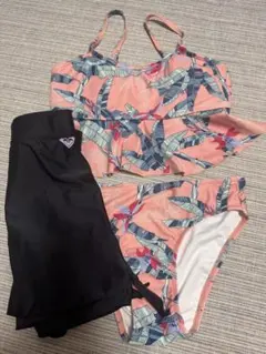 美品　ROXY セパレート水着 女の子用 140cm ピンク葉柄