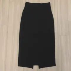 美品　GU ブラックカットソー スリットナローミディスカート タイト ストレッチ