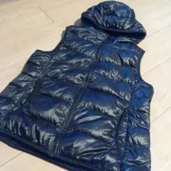 ユニクロ　ダウンベスト