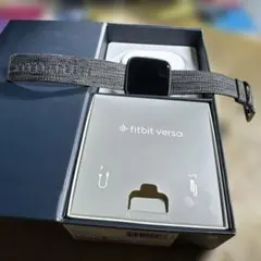 Fitbit Versa 本体 替えバンド付き