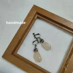 ビーズボールイヤリング　アンティーク　レトロ　ノンホールピアス　天然石風