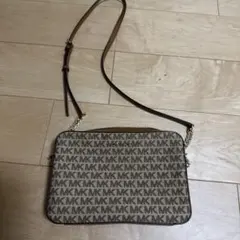 （値下げ） MICHAELKORS ショルダーバッグ　チェーン