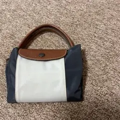 Item thumbnail for item 12f8286d-af1b-45a5-b6d1-54285aa6638f