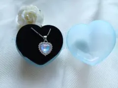 ハート型ネックレス