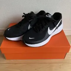 美品 NIKE レボリューション8 24.0cm 黒